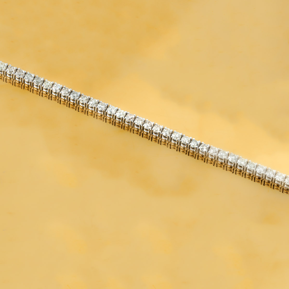 White Gold Diamond Tennis Bracelet 2.03ct TDW